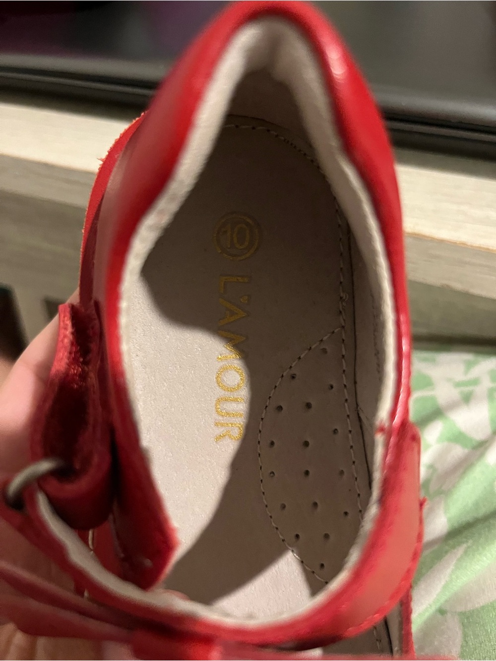 L’amour red bow girl shoes size 10 Mary Jane’s Velcro - Picture 2 of 3